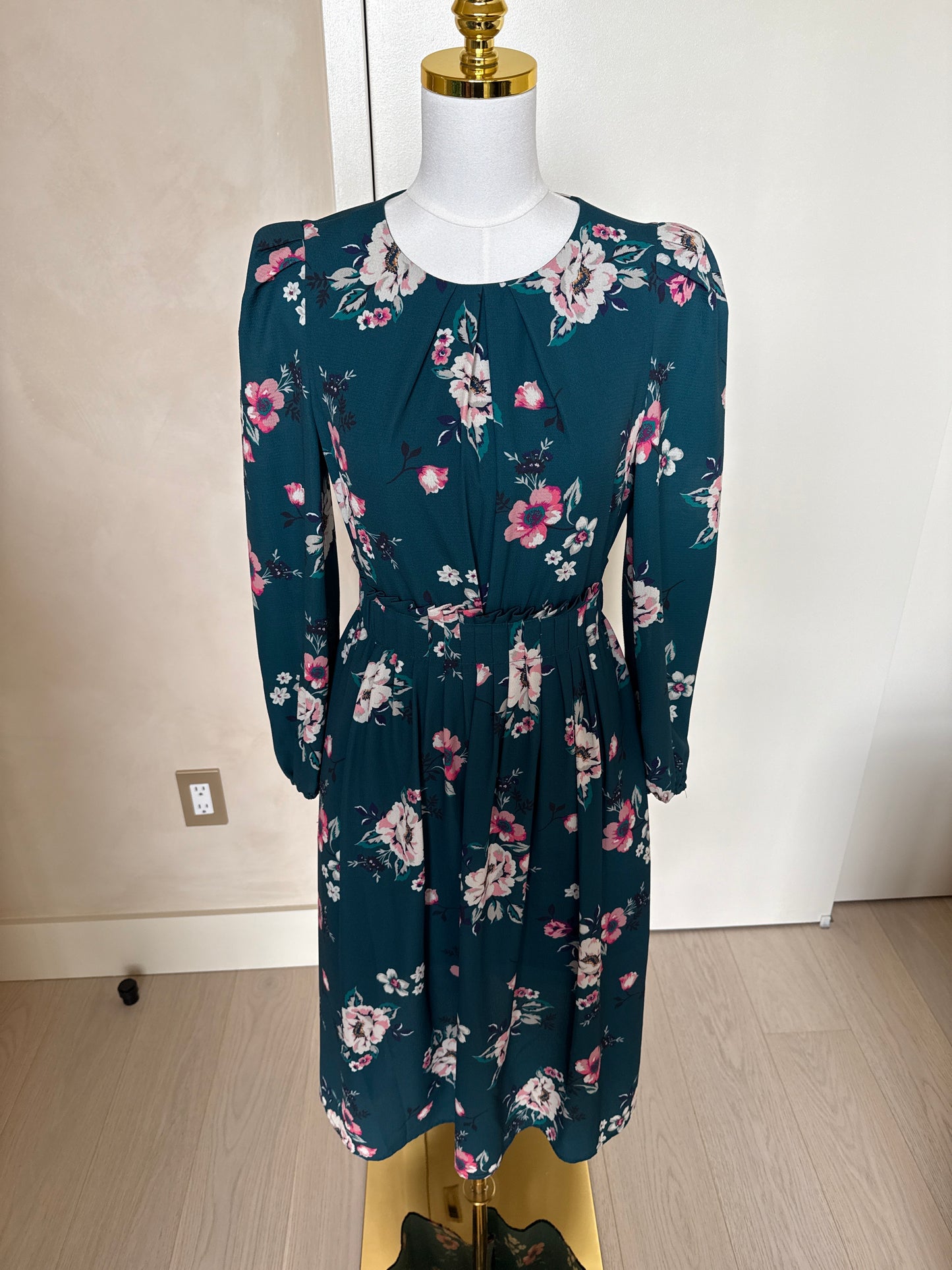 Eliza J Dress Size 6