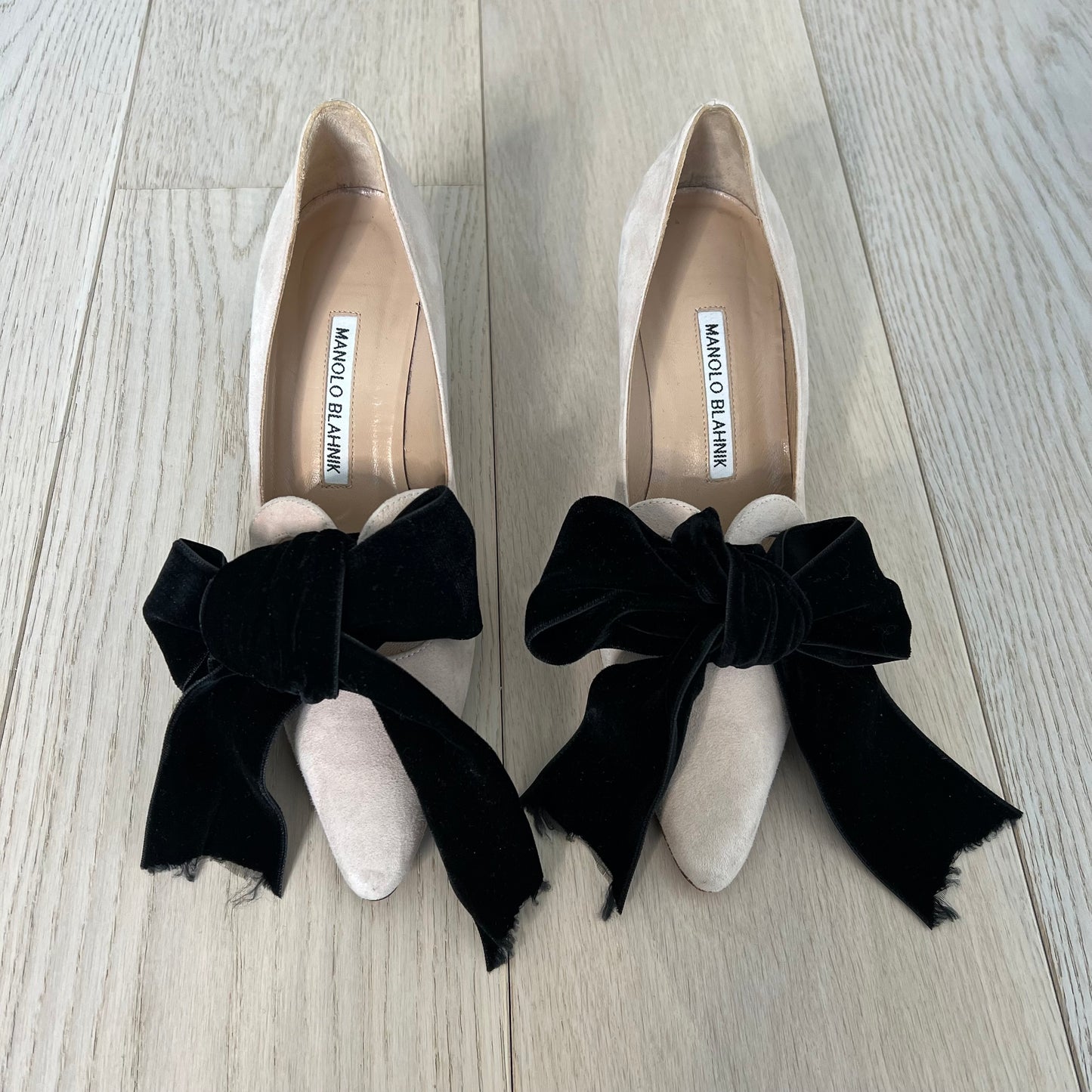 Manolo Blahnik Shoes Size 35