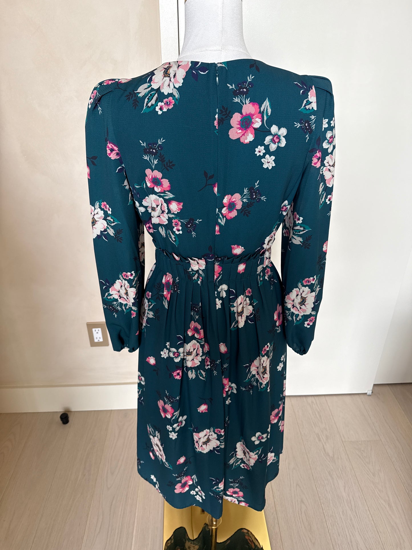 Eliza J Dress Size 6
