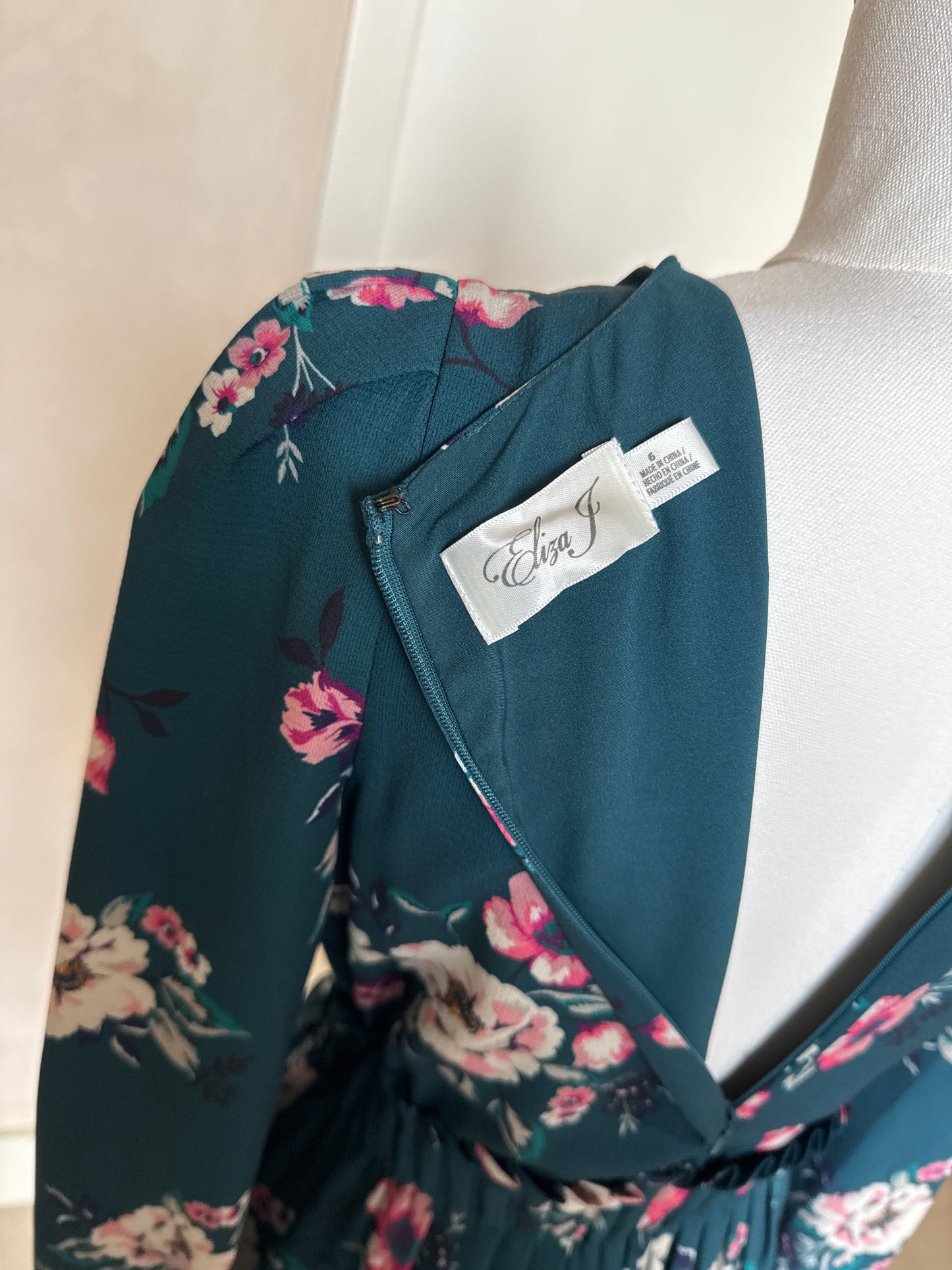 Eliza J Dress Size 6
