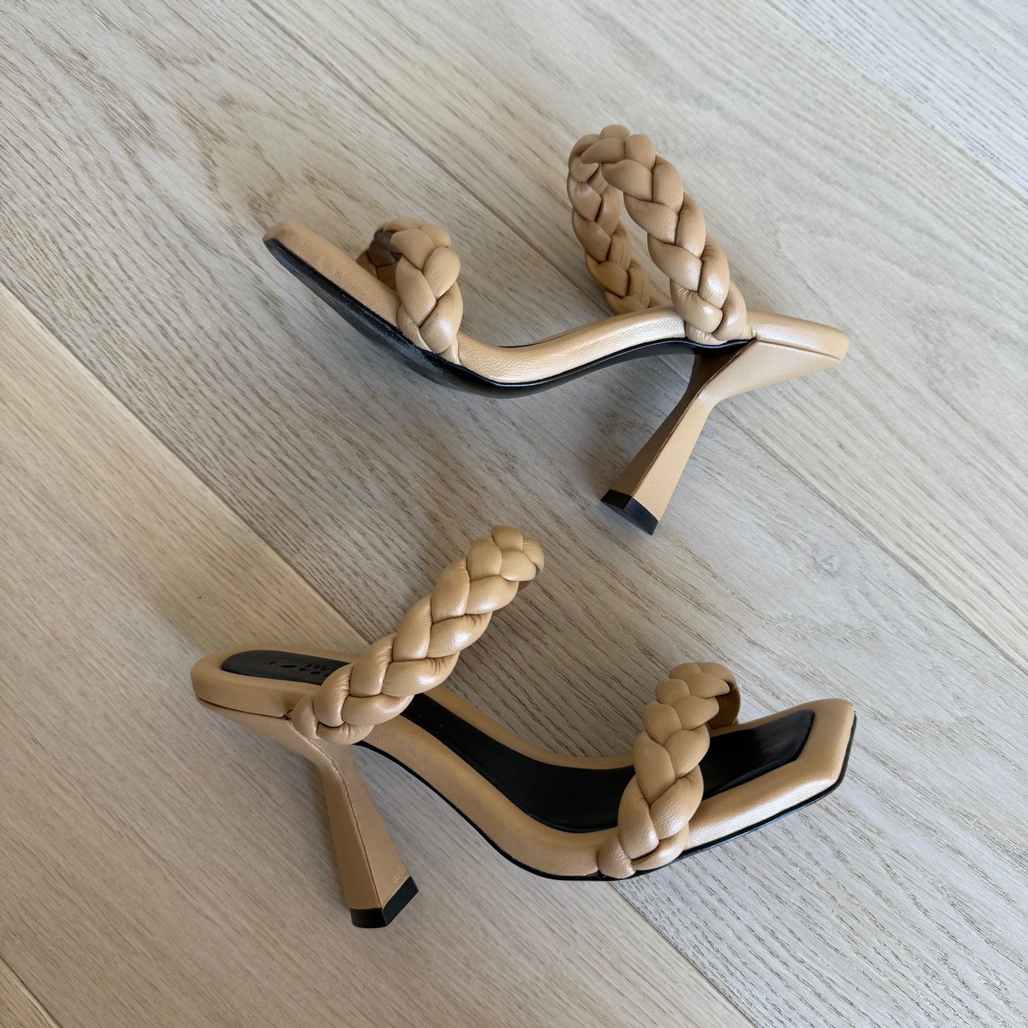 Mercedes Castillo Shoes Size 6