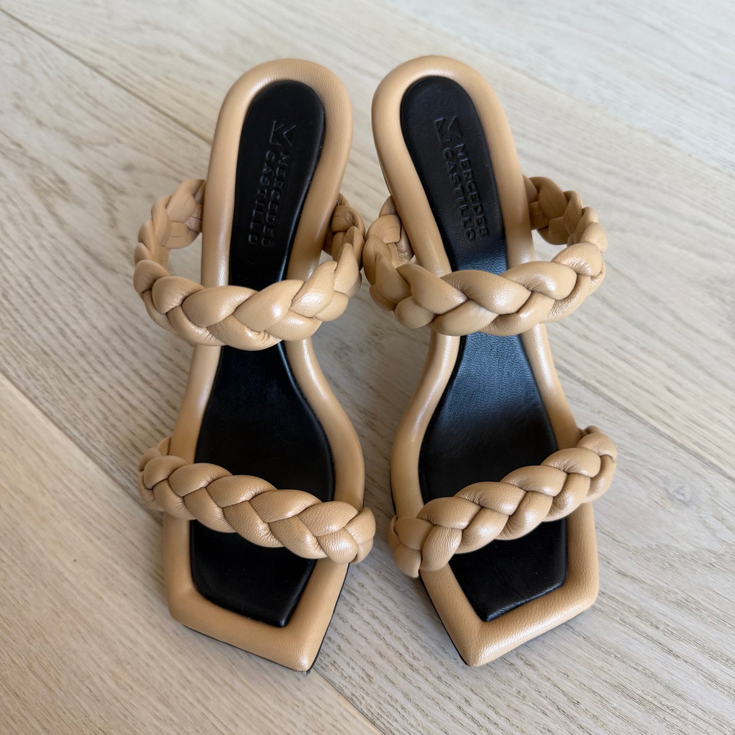 Mercedes Castillo Shoes Size 6